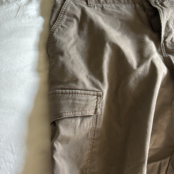 Merrell Hiking Shorts - Picture 4 of 6